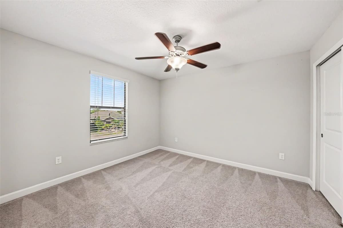 10032 SAGE CREEK DRIVE — photo 33 of 56