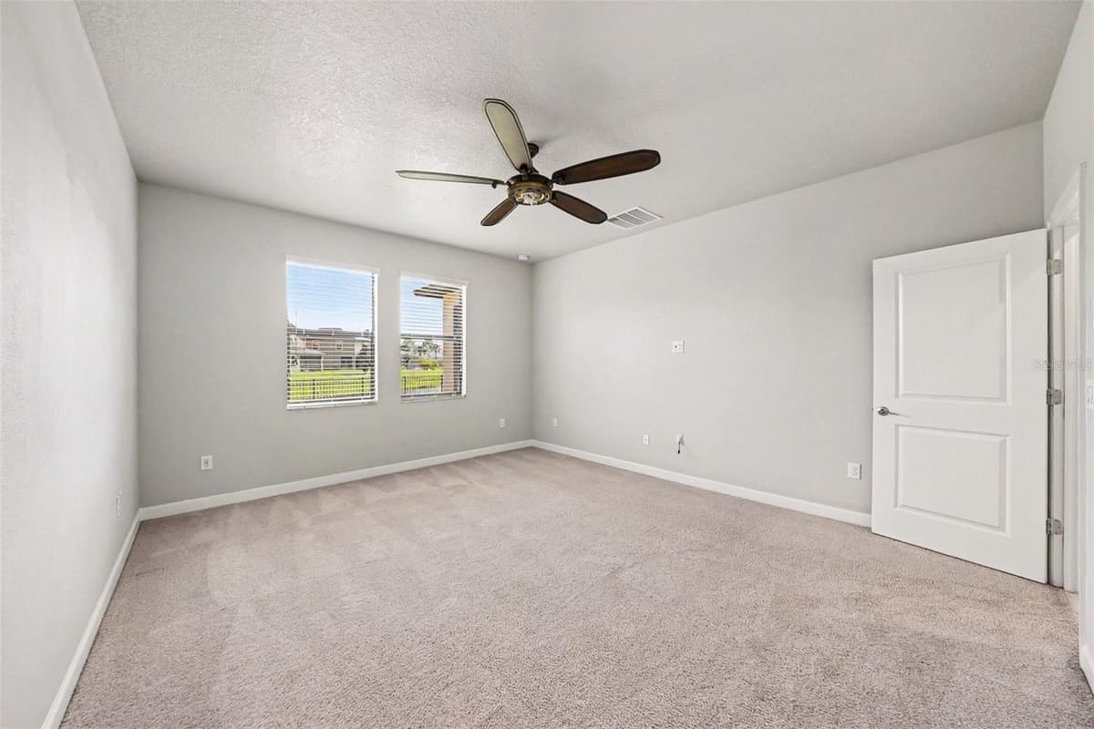 10032 SAGE CREEK DRIVE — photo 24 of 56