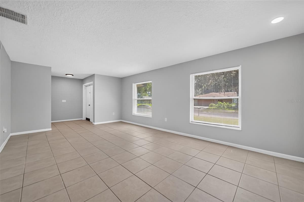 1803 BALSAWOOD COURT — photo 11 of 33