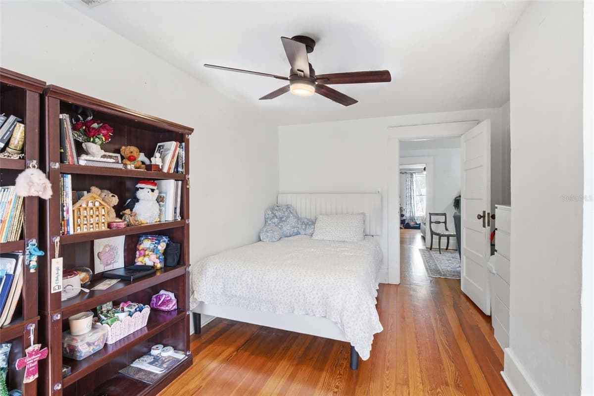 524 MAGNOLIA STREET — photo 33 of 52