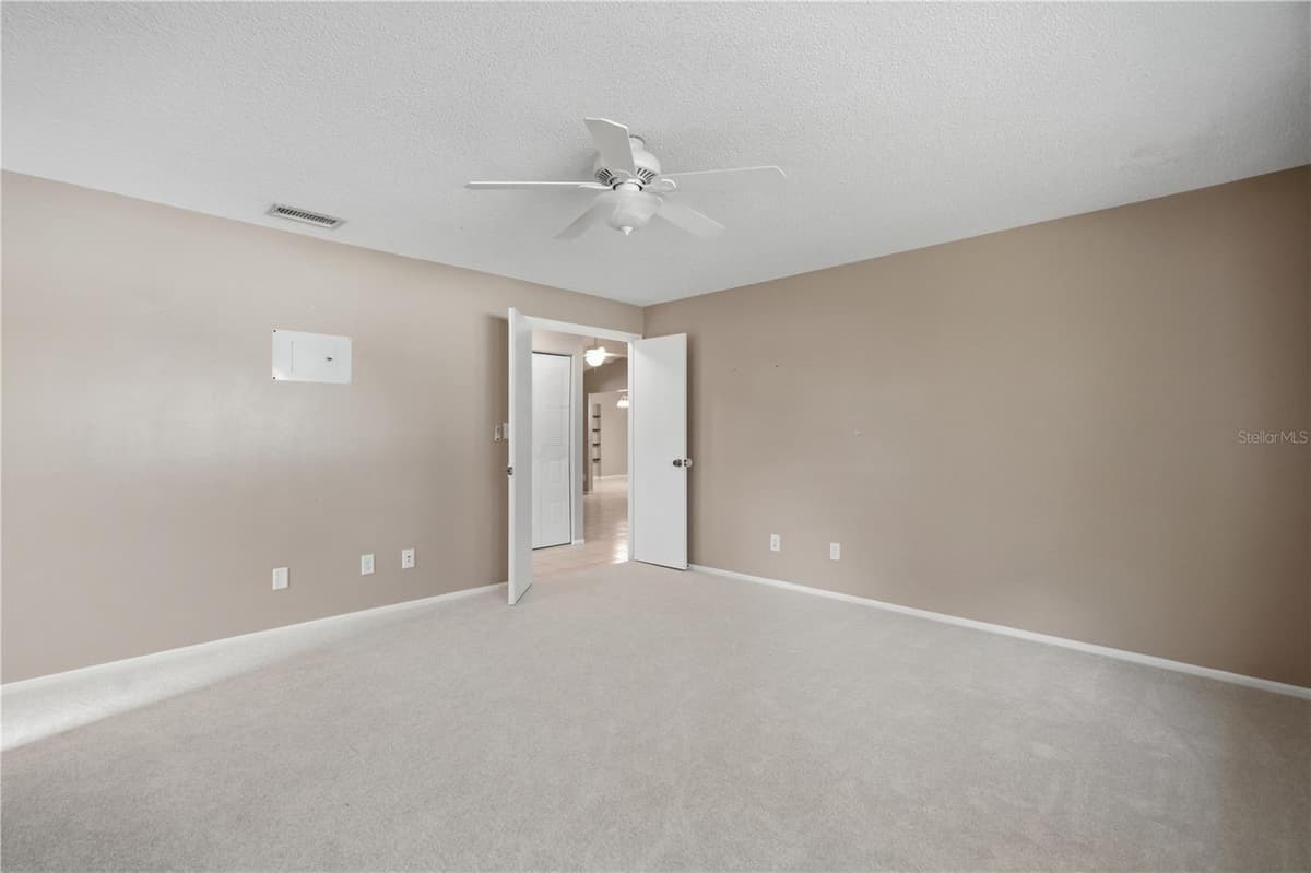 1891 SETON COURT — photo 21 of 39