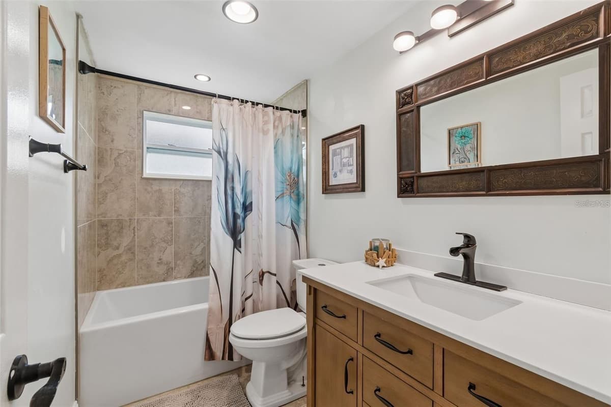 4306 NEWBURY DRIVE — photo 24 of 45