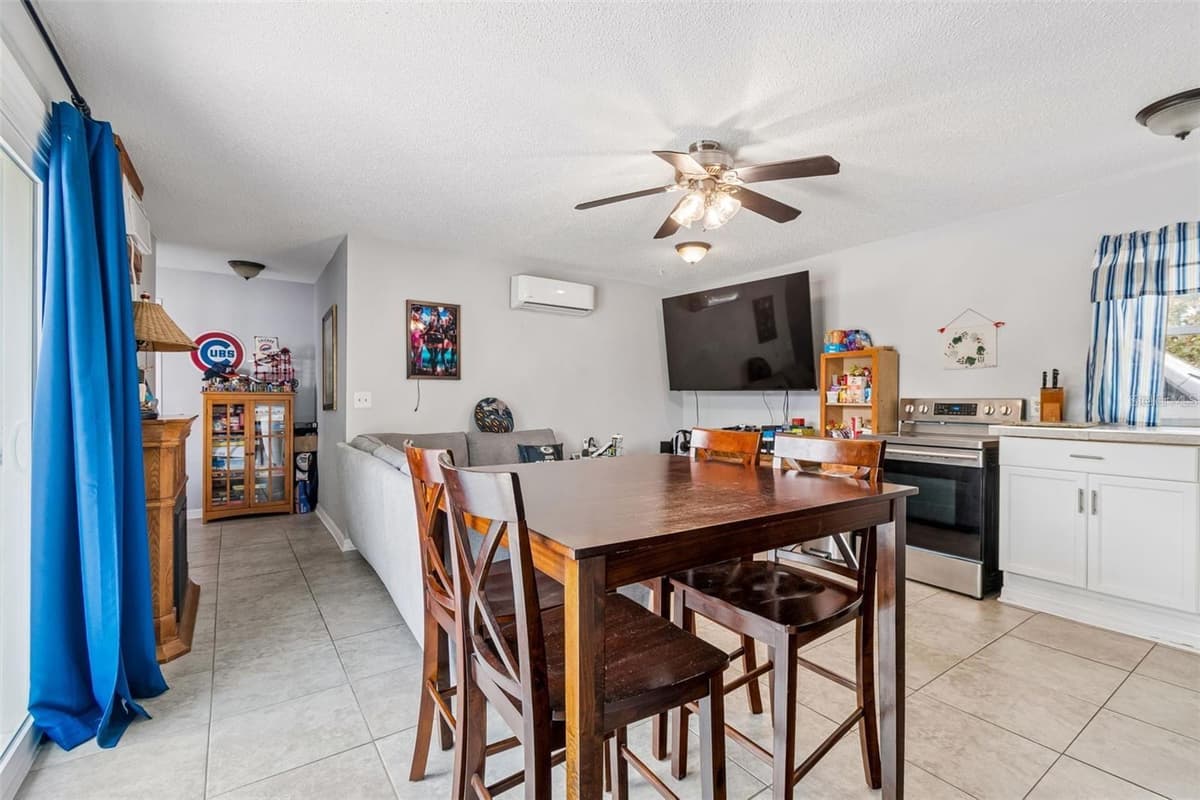 4306 NEWBURY DRIVE — photo 33 of 45
