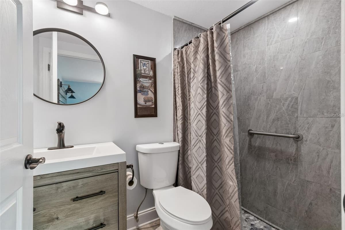 4306 NEWBURY DRIVE — photo 22 of 45