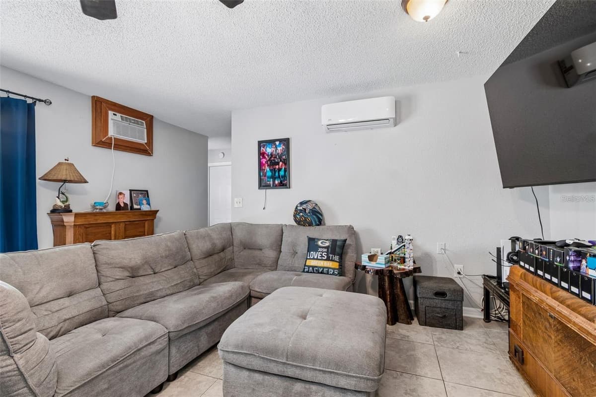4306 NEWBURY DRIVE — photo 30 of 45