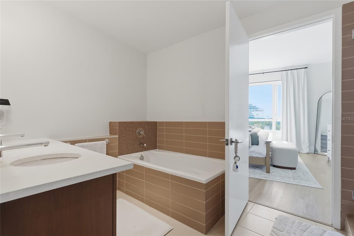 912 CHANNELSIDE DRIVE — photo 13 of 31