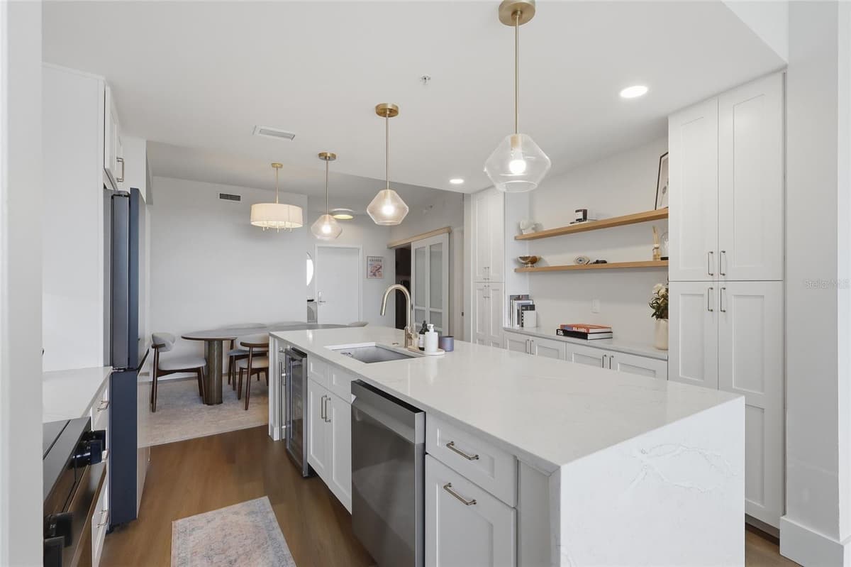 912 CHANNELSIDE DRIVE — photo 5 of 31