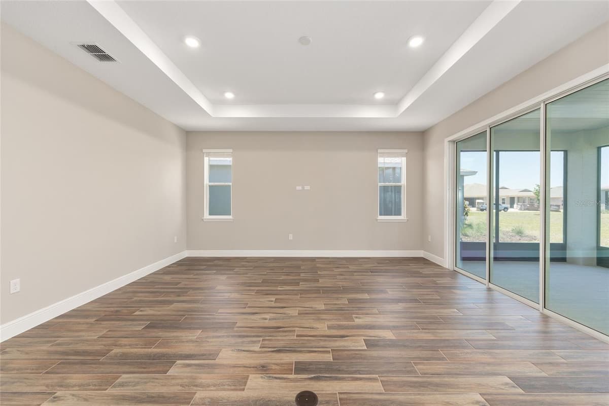 10247 82ND PLACE ROAD — photo 15 of 38