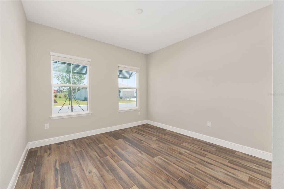 10247 82ND PLACE ROAD — photo 12 of 38