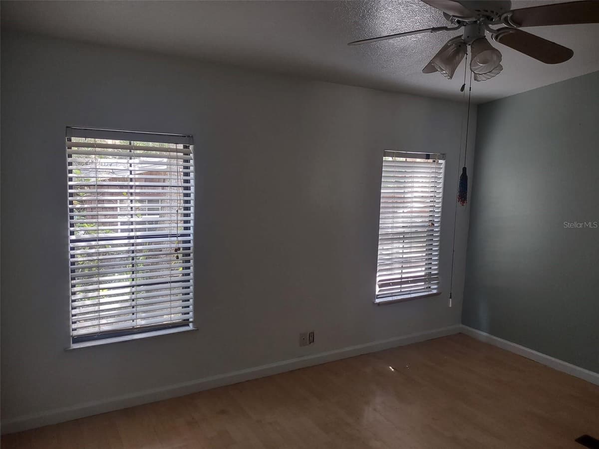 56508 BLUE CREEK ROAD — photo 10 of 48