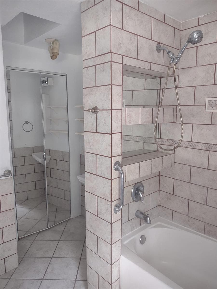 56508 BLUE CREEK ROAD — photo 14 of 48