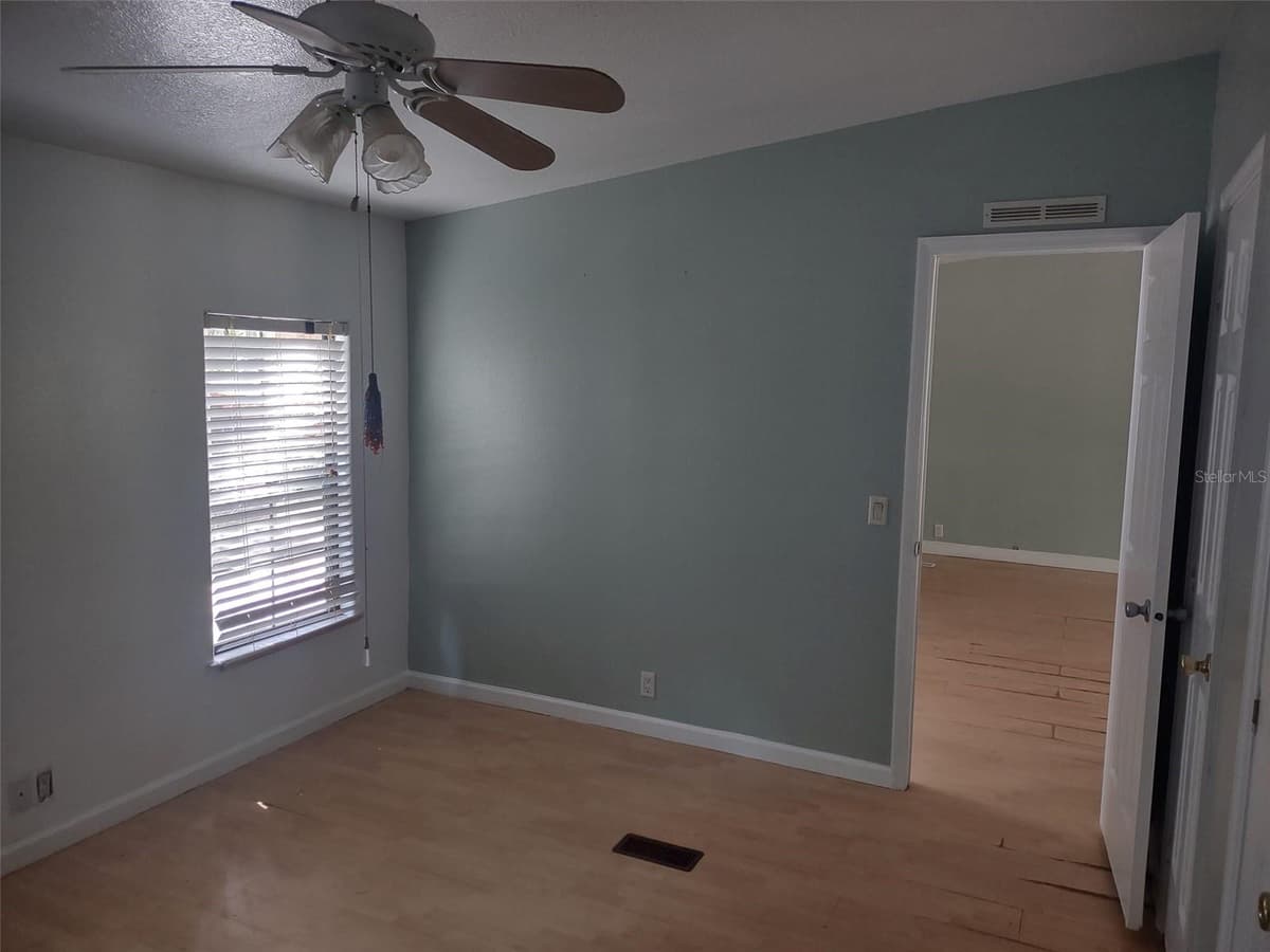 56508 BLUE CREEK ROAD — photo 12 of 48