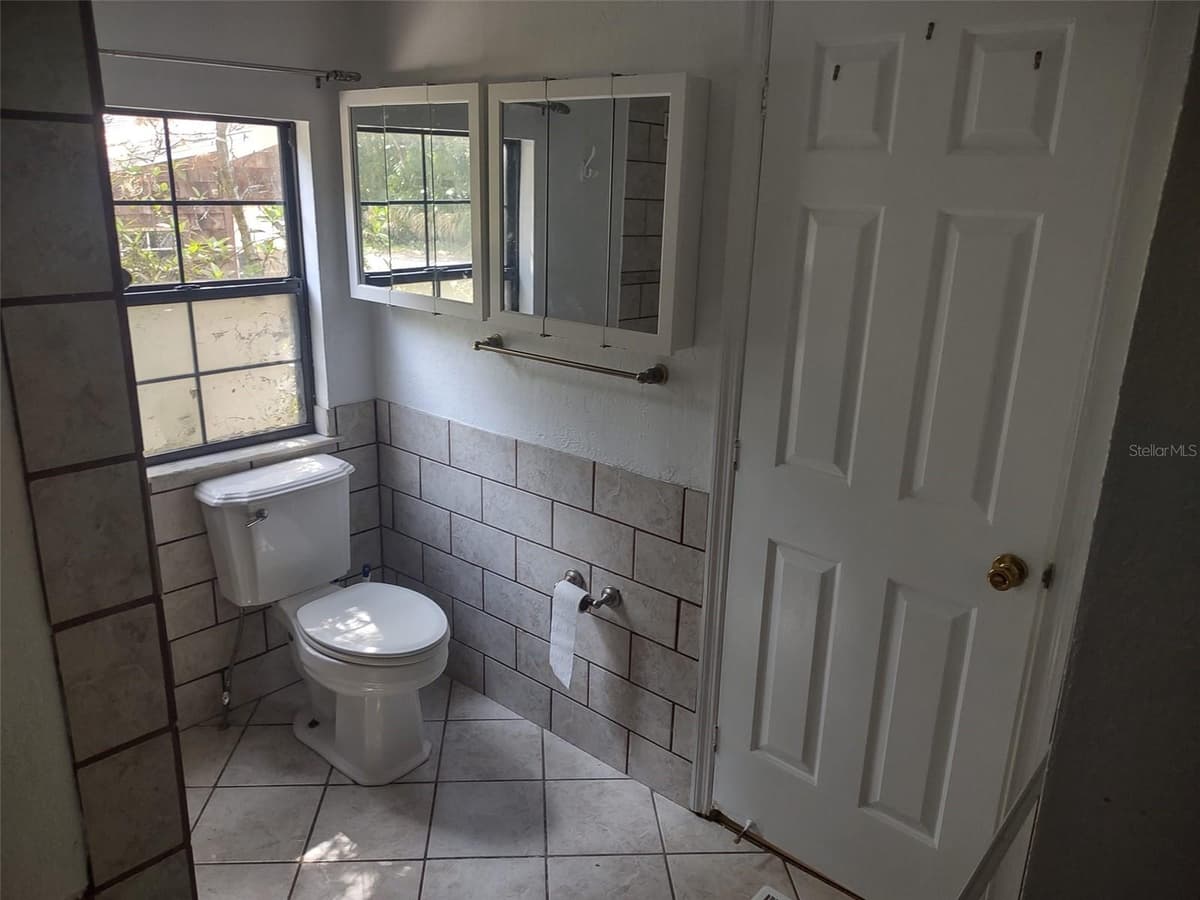 56508 BLUE CREEK ROAD — photo 16 of 48