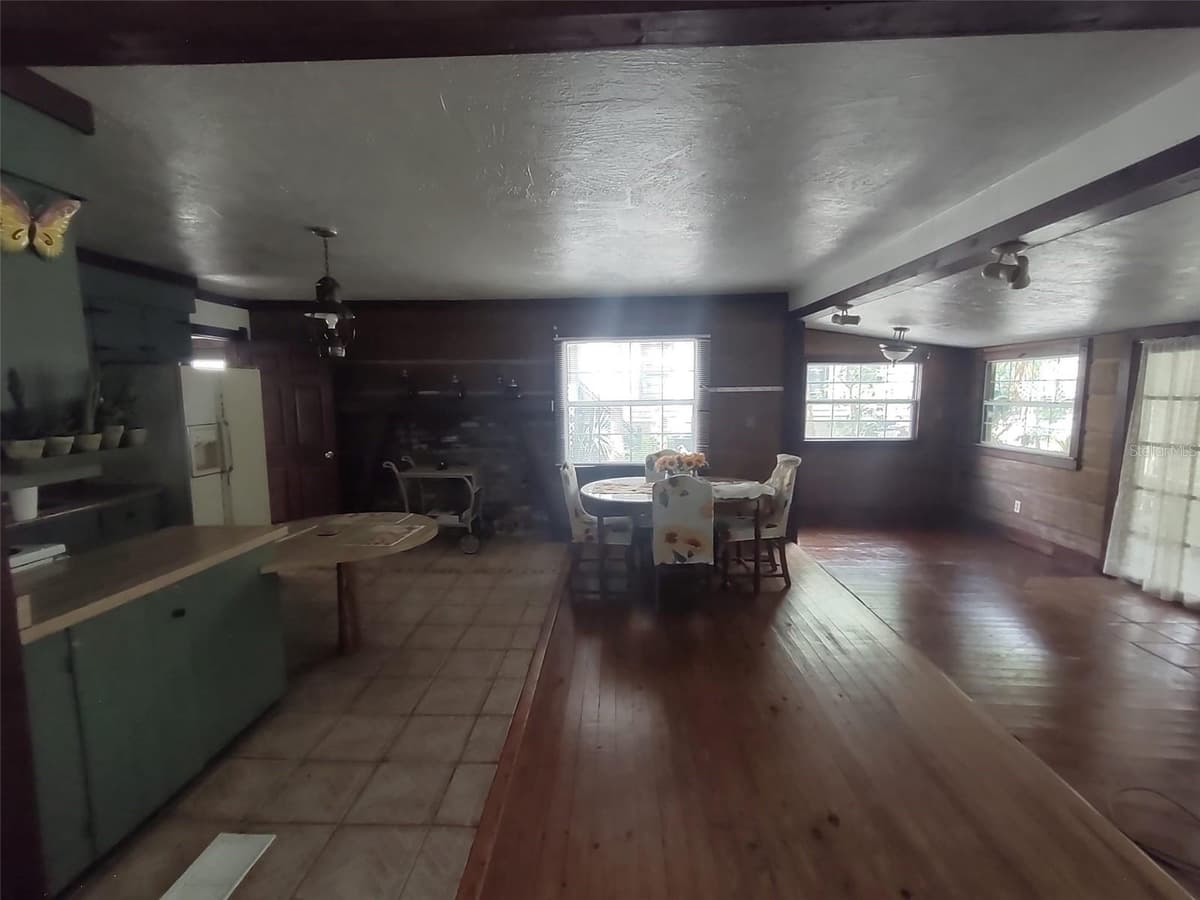 56508 BLUE CREEK ROAD — photo 37 of 48