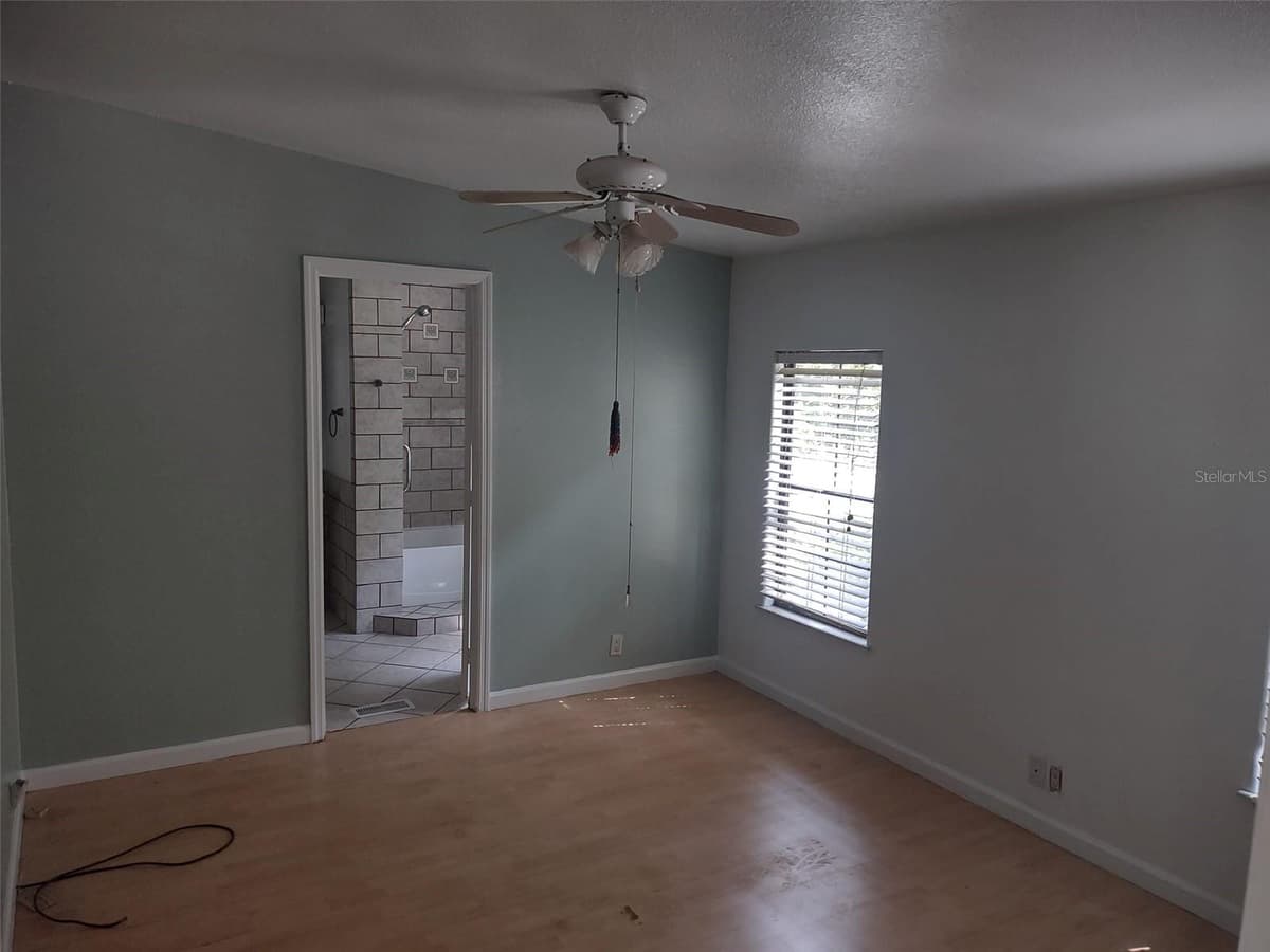 56508 BLUE CREEK ROAD — photo 9 of 48