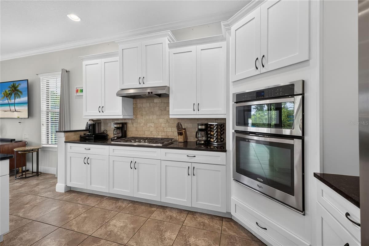 824 DESERT MOUNTAIN COURT — photo 12 of 45