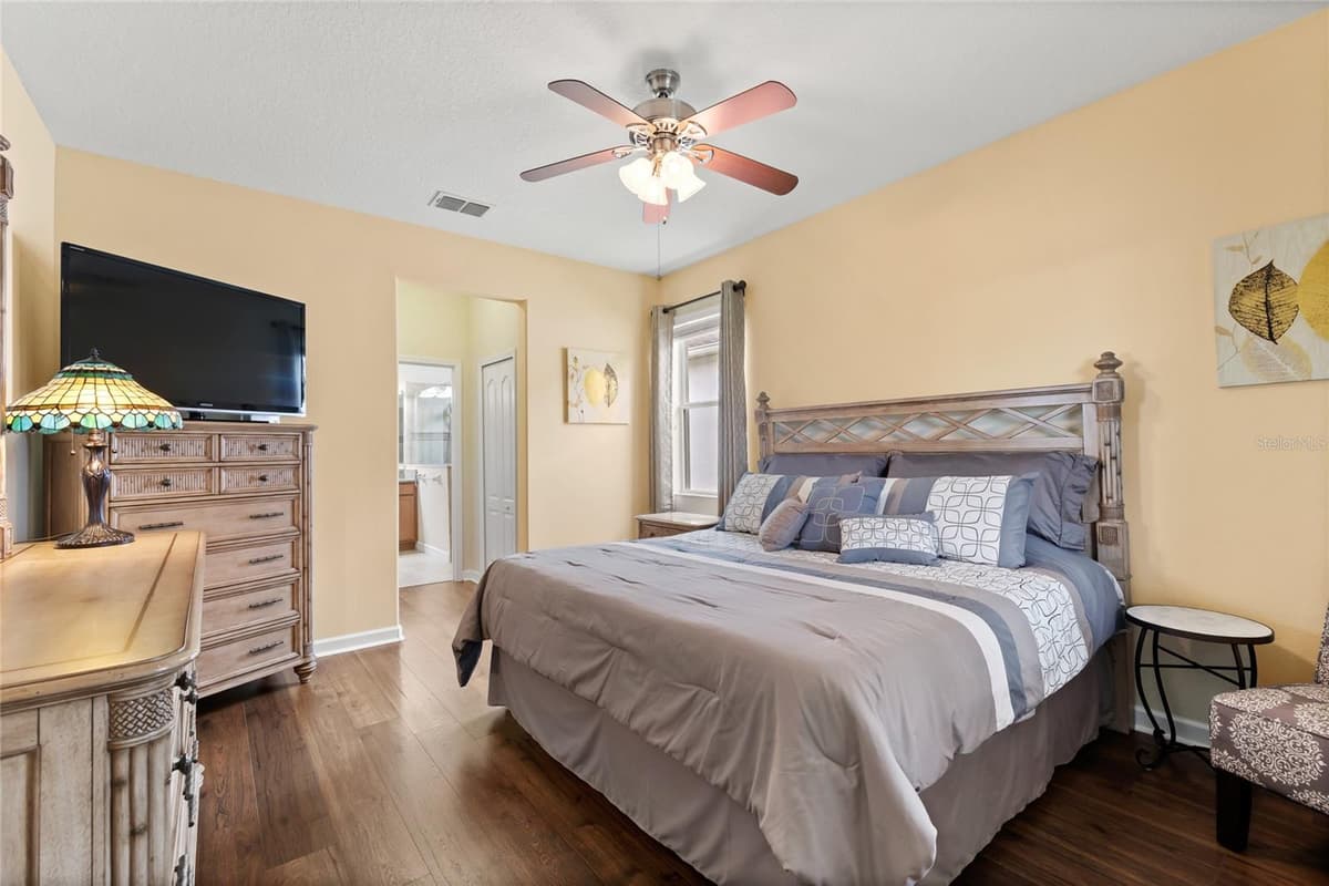 3801 SERENA LANE — photo 9 of 52