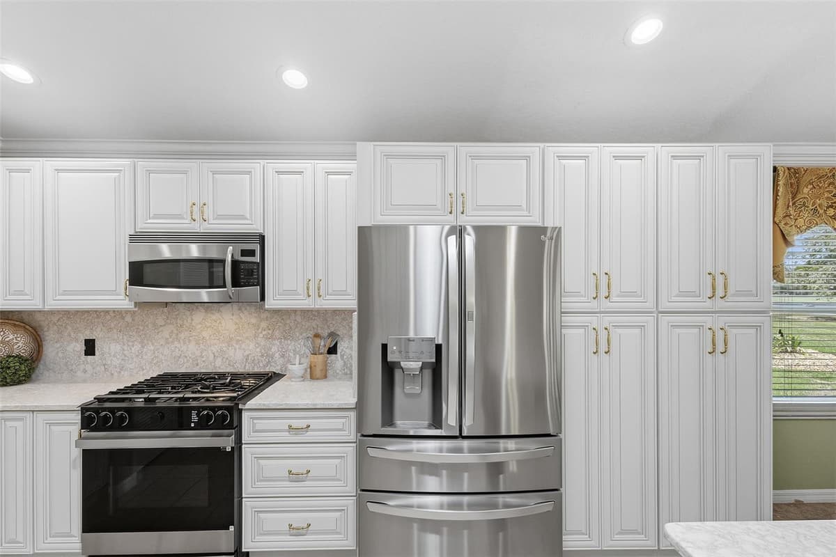 1527 GOLDEN RIDGE DRIVE — photo 14 of 62