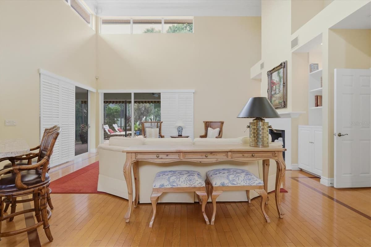 7596 CALLE FACIL — photo 11 of 56