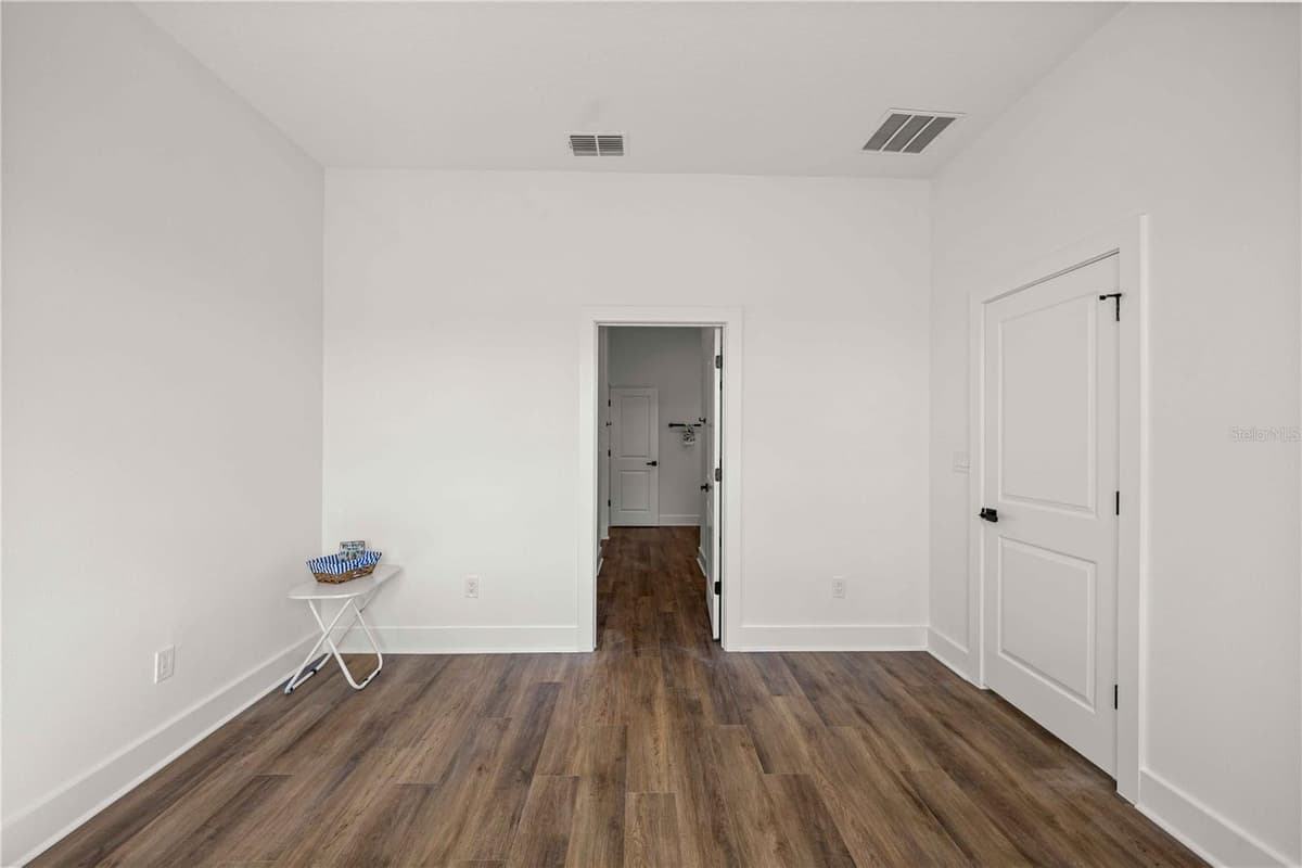 4816 CRESTLINE DRIVE — photo 29 of 60