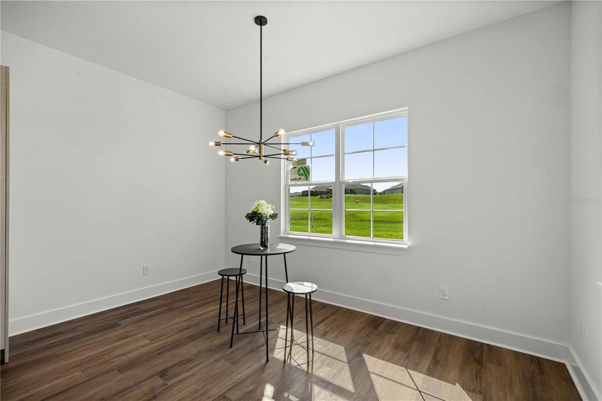 4816 CRESTLINE DRIVE — photo 14 of 60