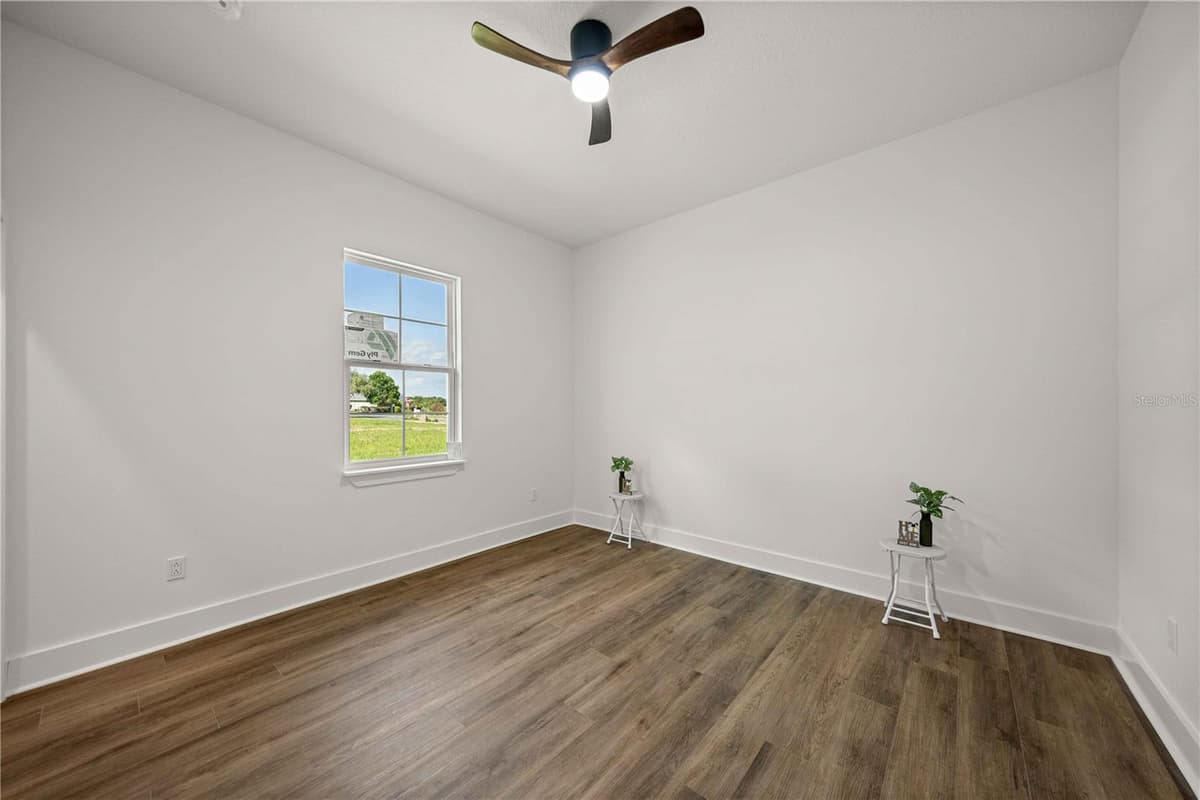 4816 CRESTLINE DRIVE — photo 41 of 60