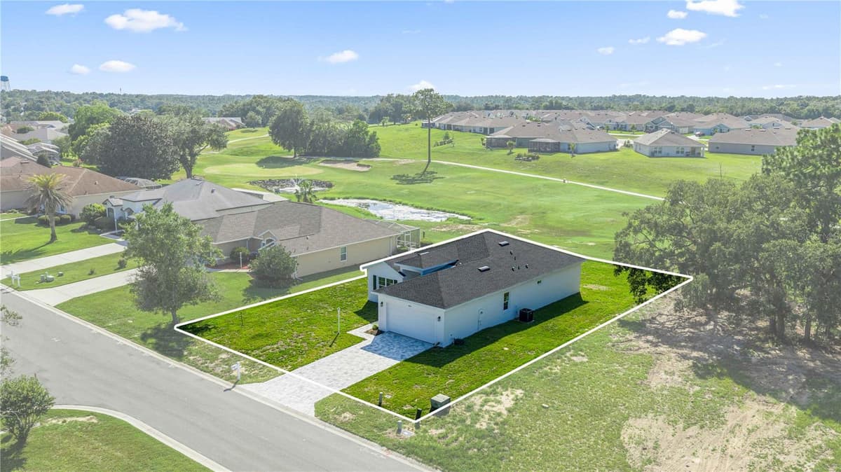 4816 CRESTLINE DRIVE — photo 18 of 60