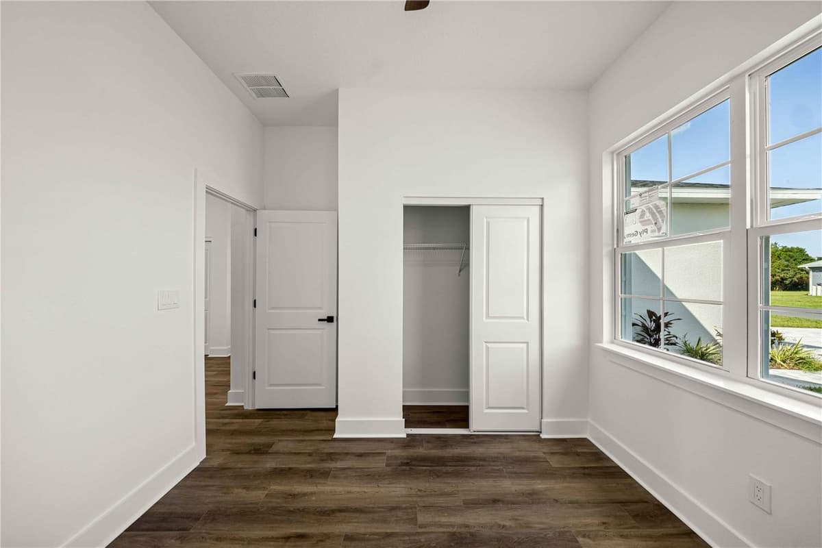 4816 CRESTLINE DRIVE — photo 35 of 60