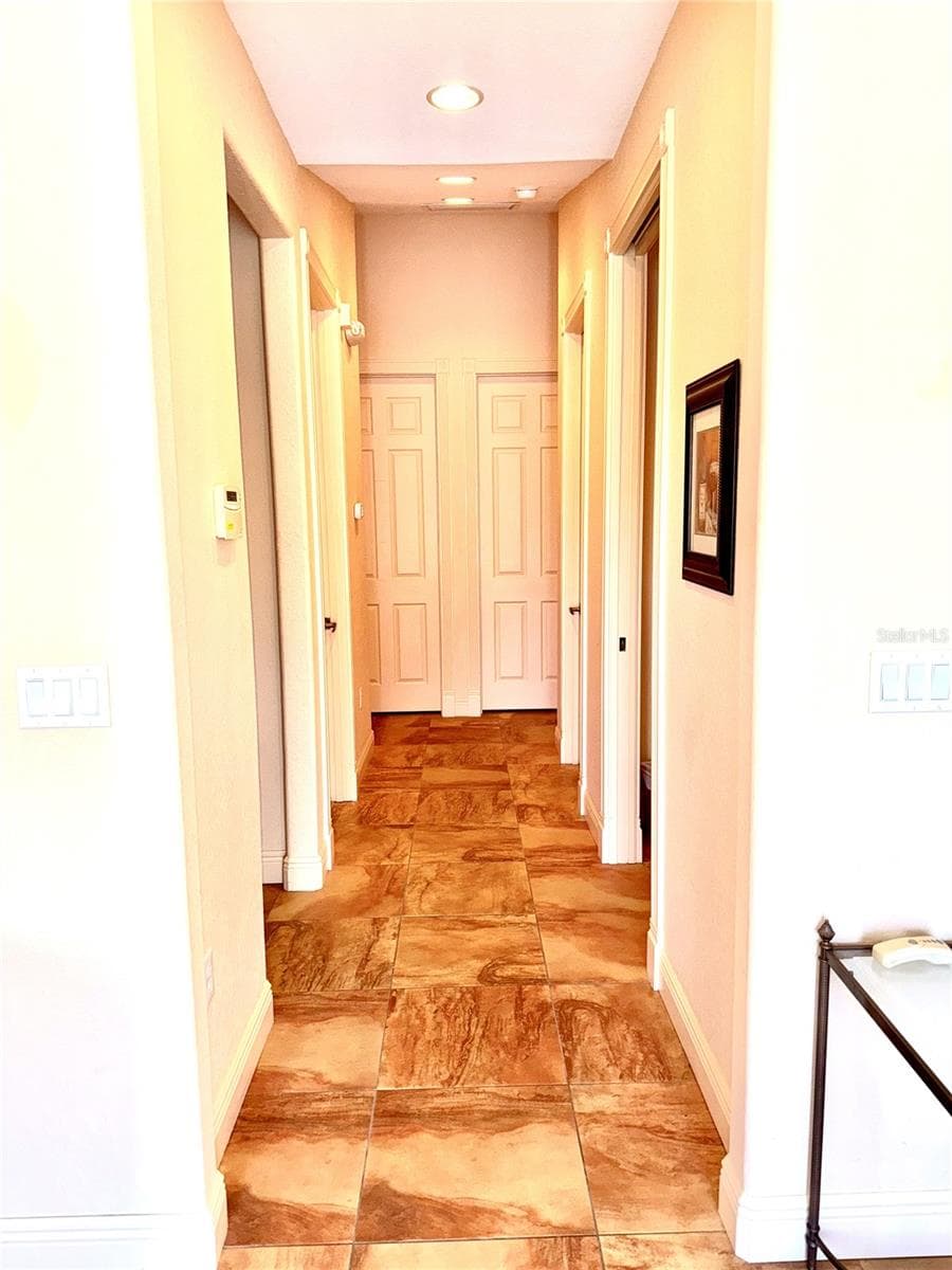 308 DAL HALL BOULEVARD — photo 6 of 15