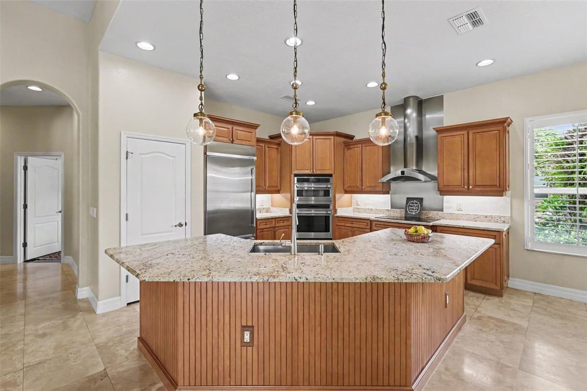 2912 HAMPTON PLACE COURT — photo 3 of 56