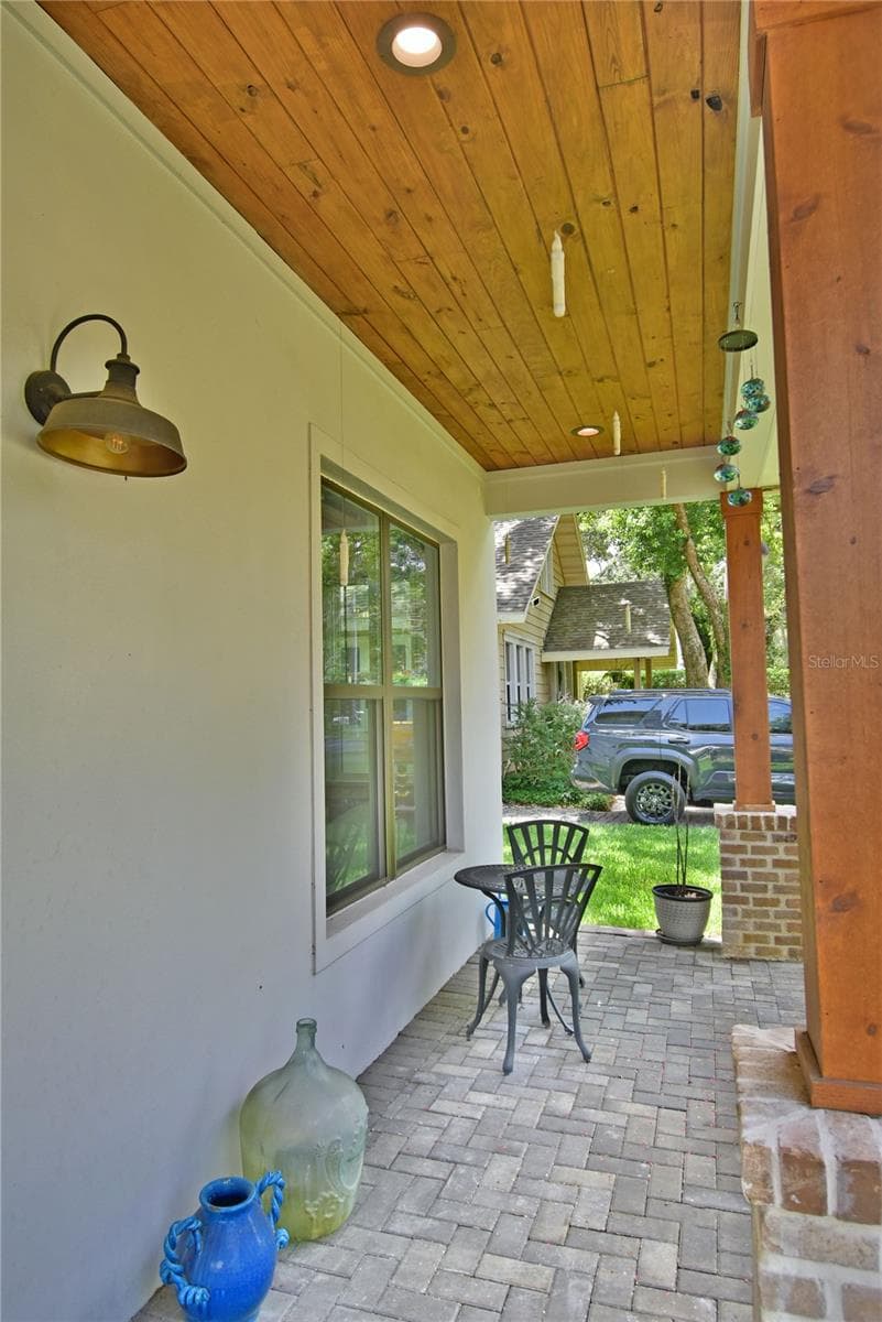 215 HIGHLAND AVENUE — photo 44 of 52