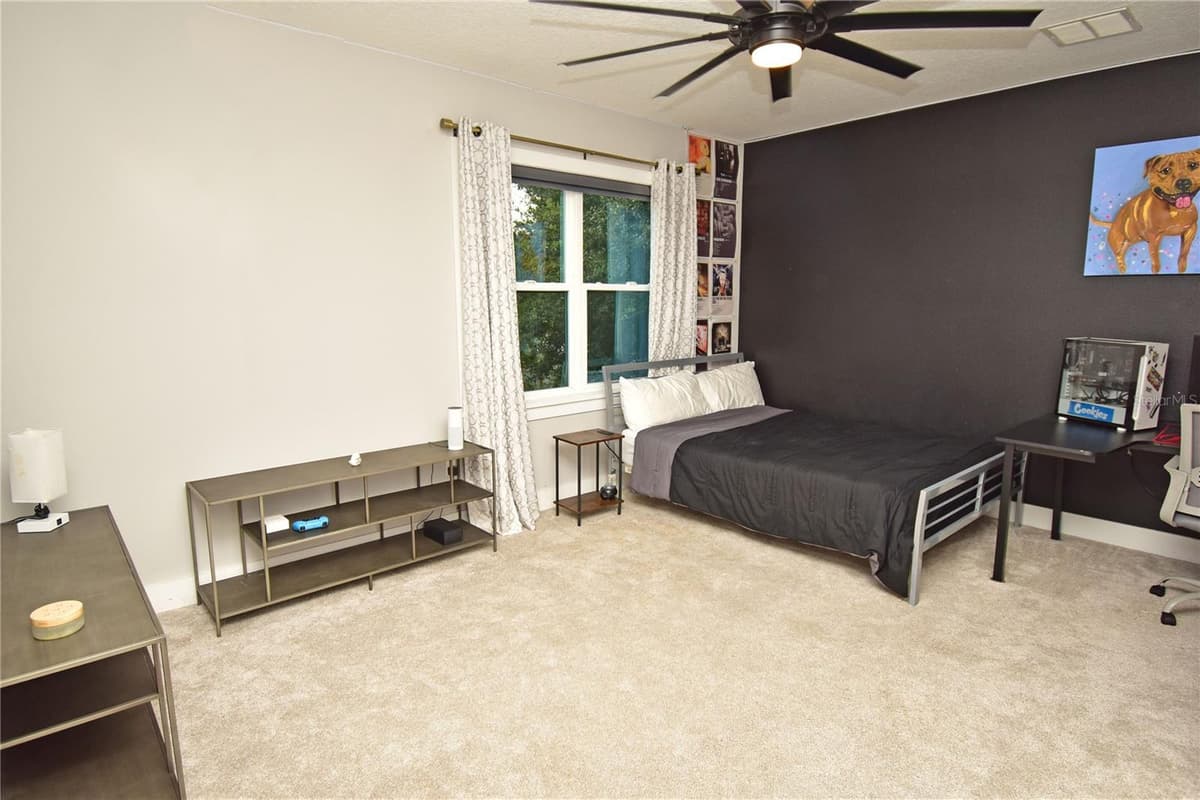 215 HIGHLAND AVENUE — photo 33 of 52