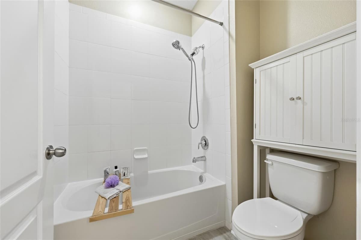 2408 LAS CALINAS BOULEVARD — photo 30 of 64