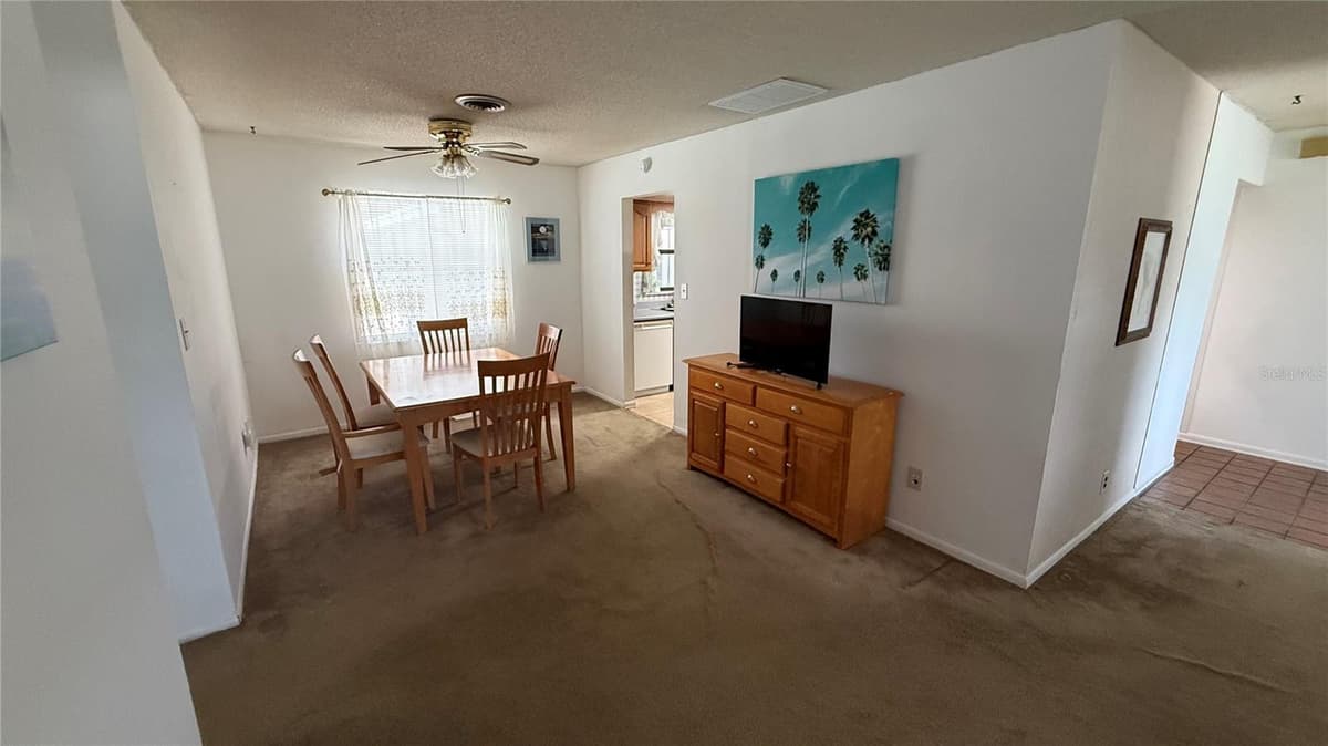 10630 EASTVIEW DRIVE — photo 9 of 44