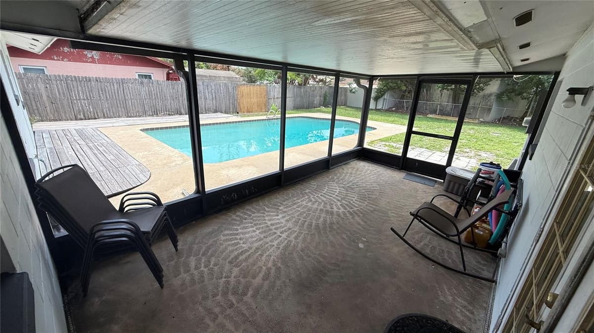 10630 EASTVIEW DRIVE — photo 36 of 44