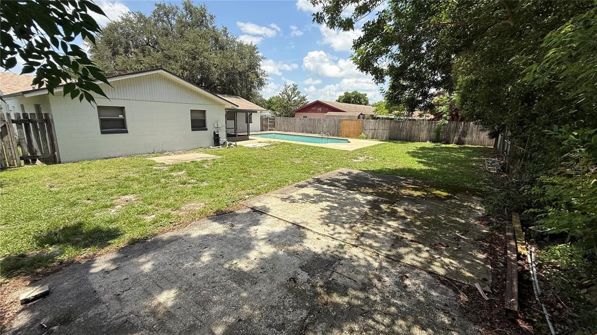 10630 EASTVIEW DRIVE — photo 42 of 44