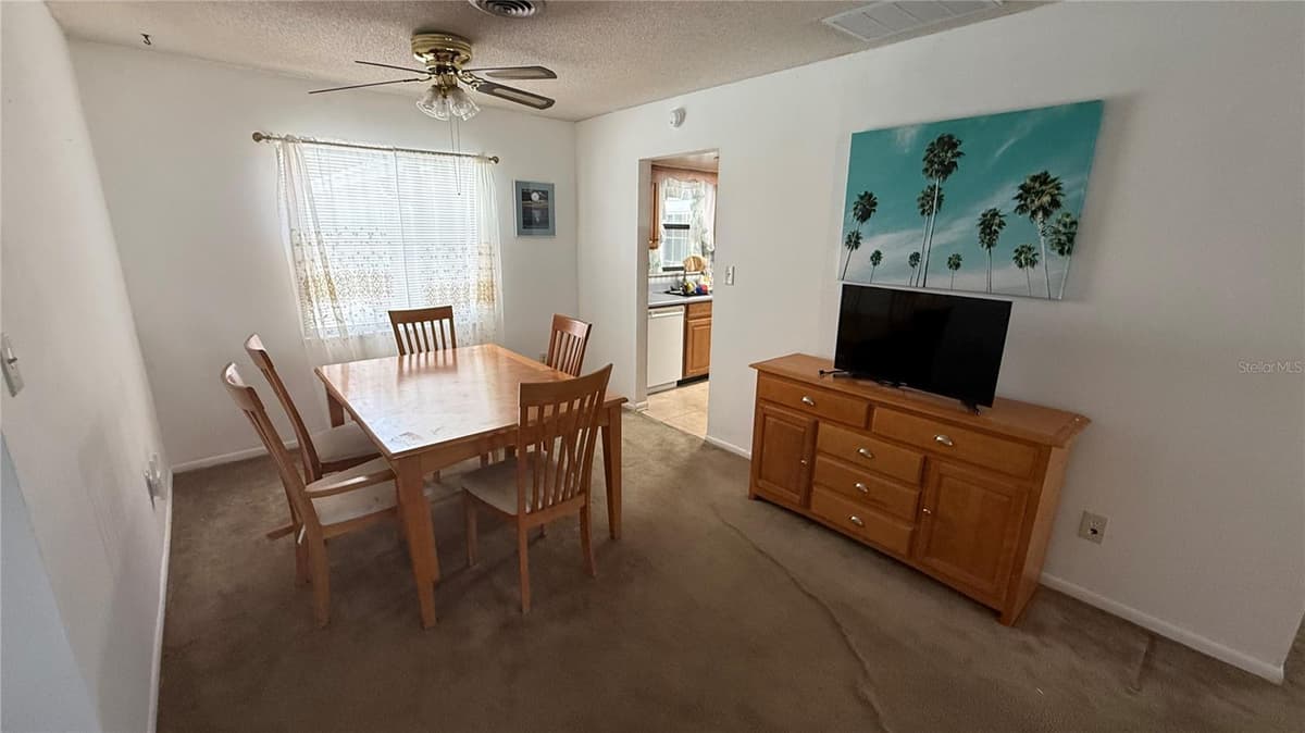 10630 EASTVIEW DRIVE — photo 13 of 44