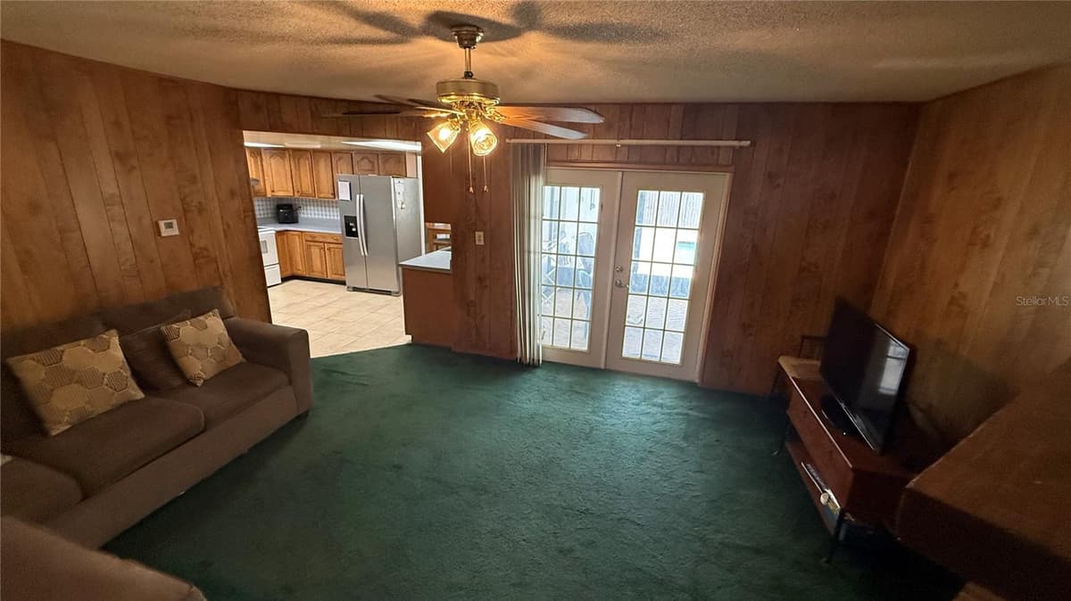 10630 EASTVIEW DRIVE — photo 22 of 44
