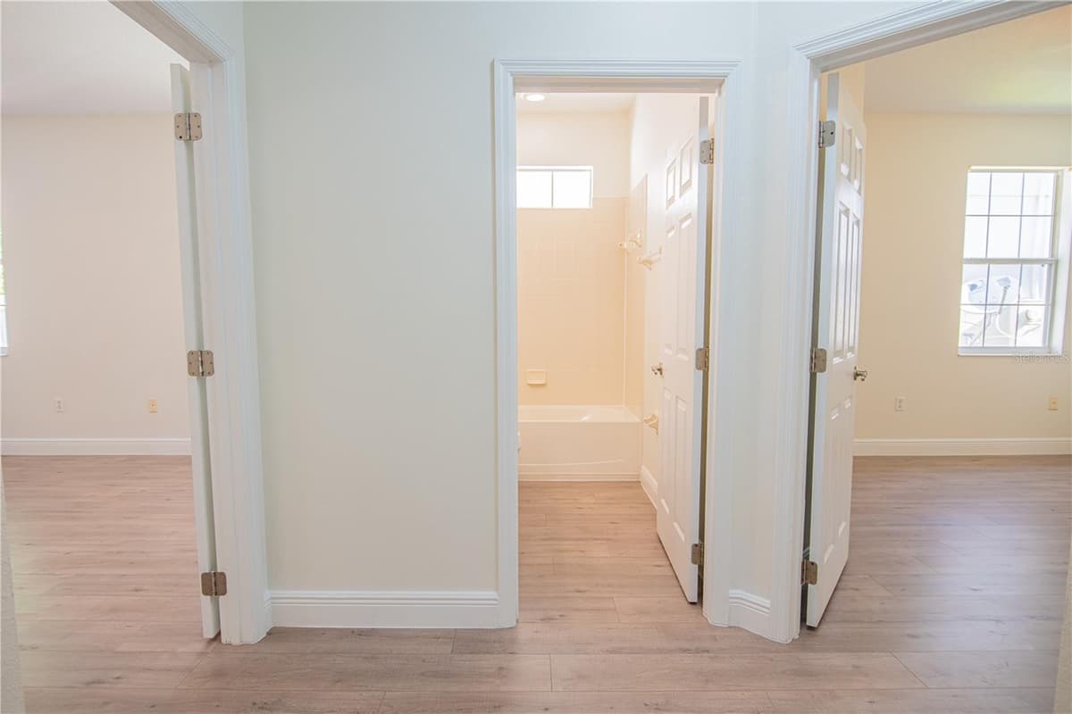 9516 PICCADILLY SKY WAY — photo 22 of 30