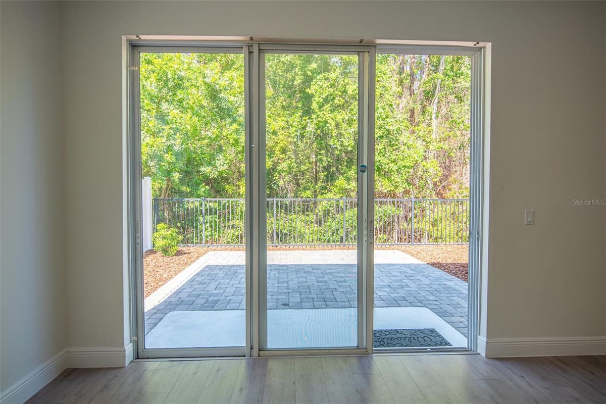 9516 PICCADILLY SKY WAY — photo 16 of 30