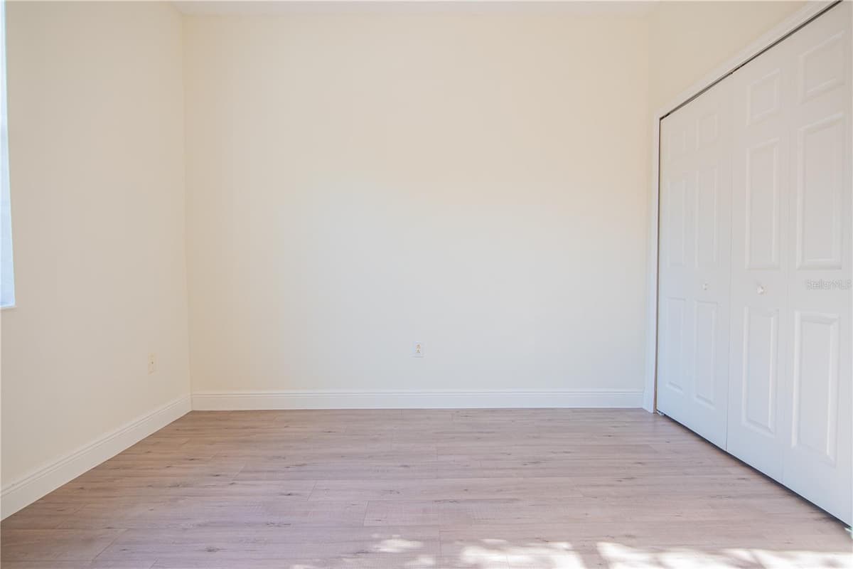 9516 PICCADILLY SKY WAY — photo 24 of 30