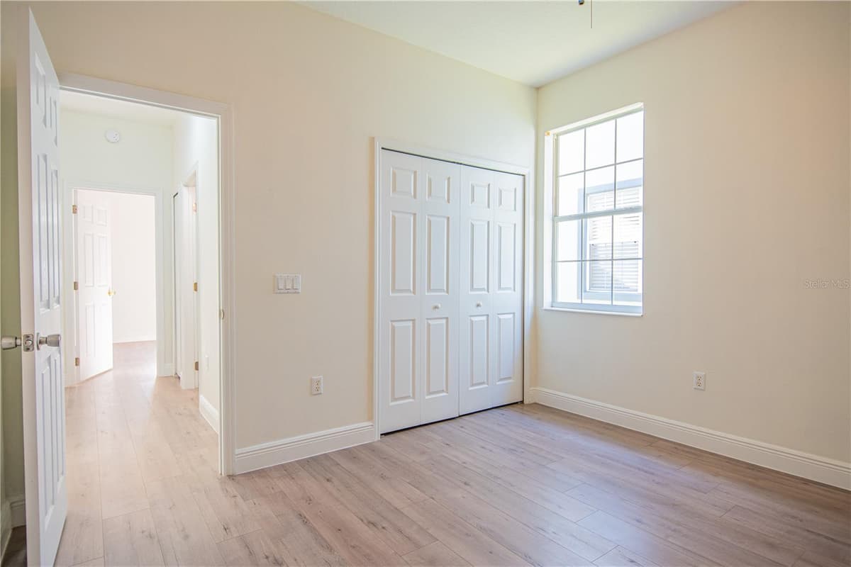 9516 PICCADILLY SKY WAY — photo 26 of 30