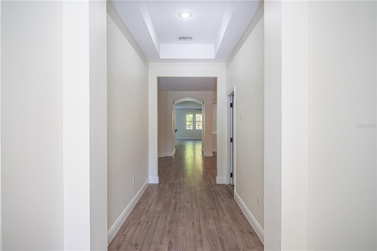 9516 PICCADILLY SKY WAY — photo 8 of 30