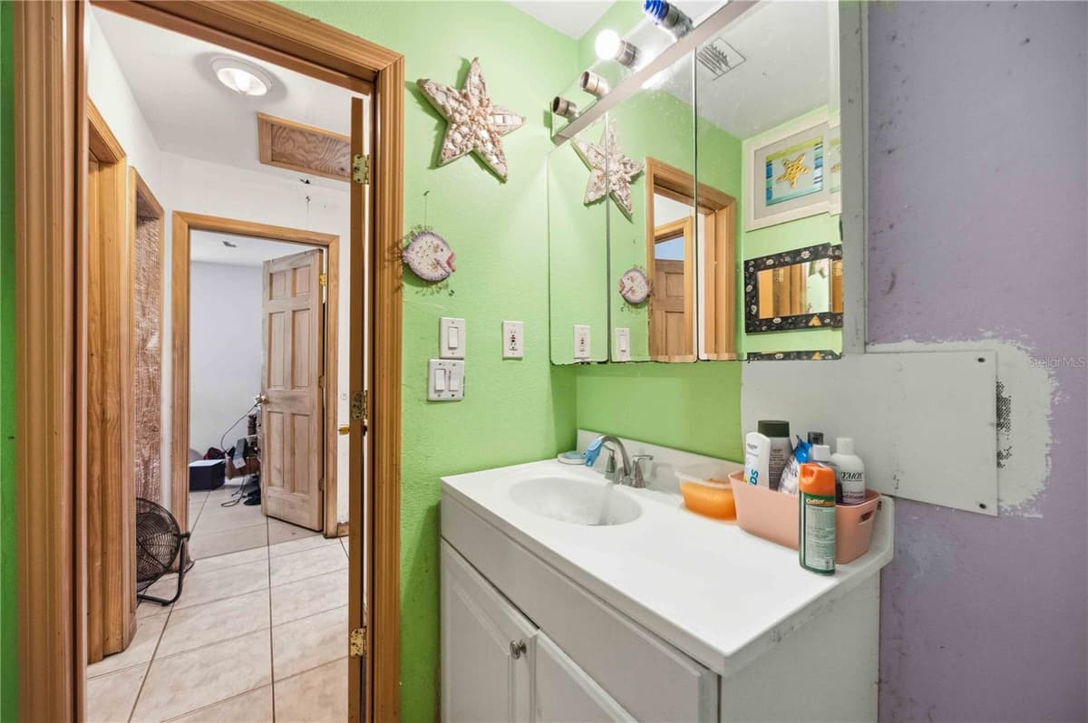 21378 PERCY AVENUE — photo 19 of 43