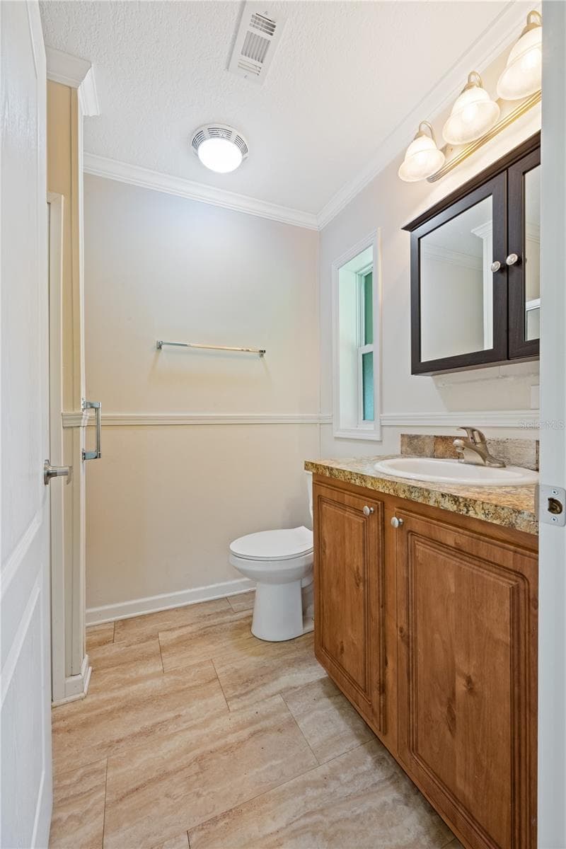 18251 141ST AVENUE — photo 44 of 84