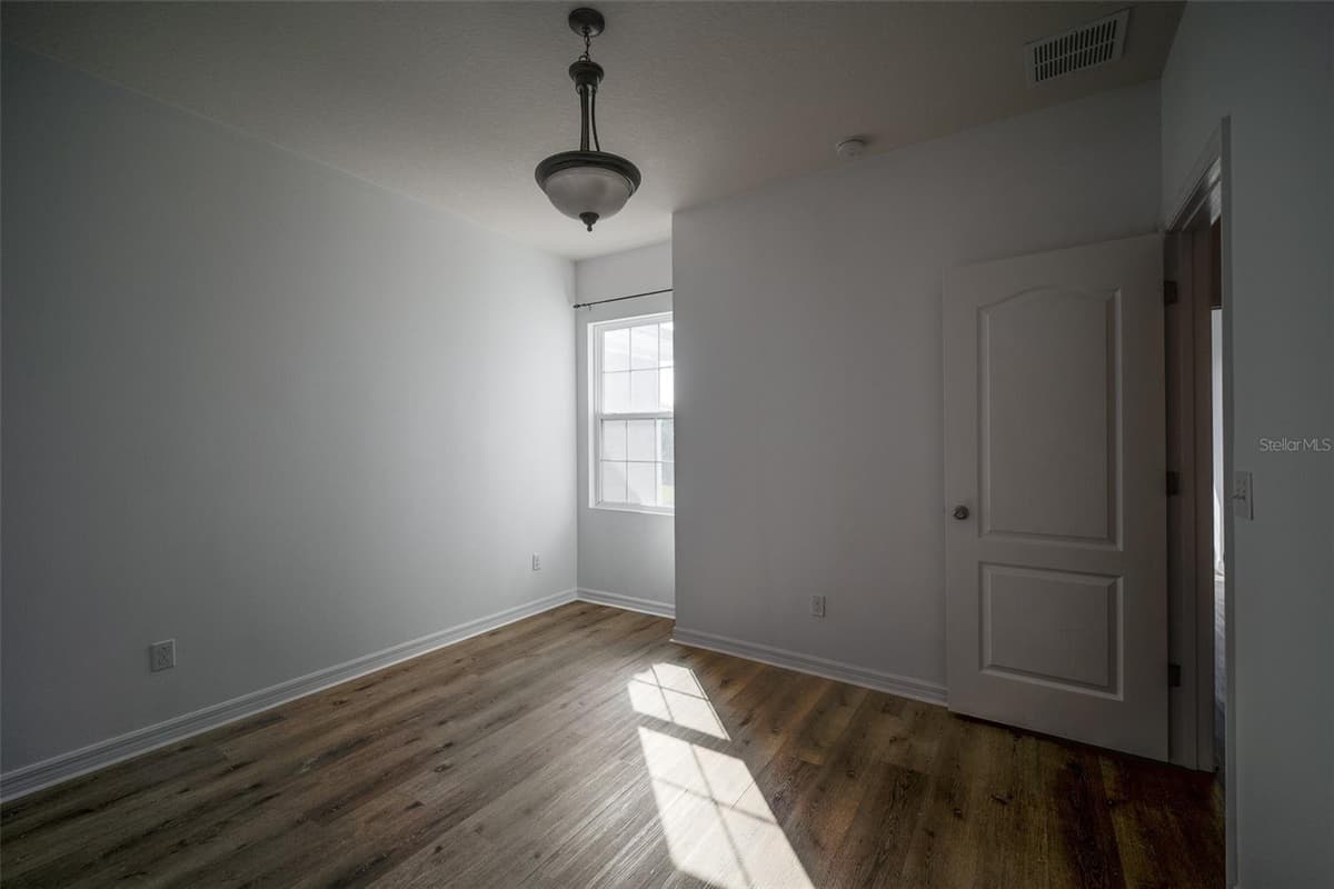 9217 SHEPTON STREET — photo 19 of 28