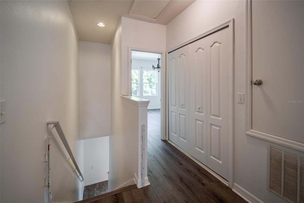 9217 SHEPTON STREET — photo 11 of 28