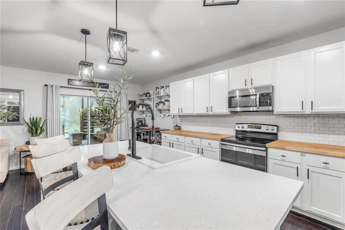 143 OLD MILL POND RD — photo 12 of 61