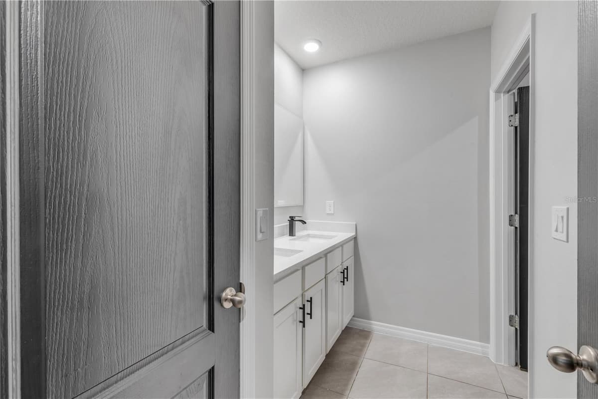 143 OLD MILL POND RD — photo 43 of 61