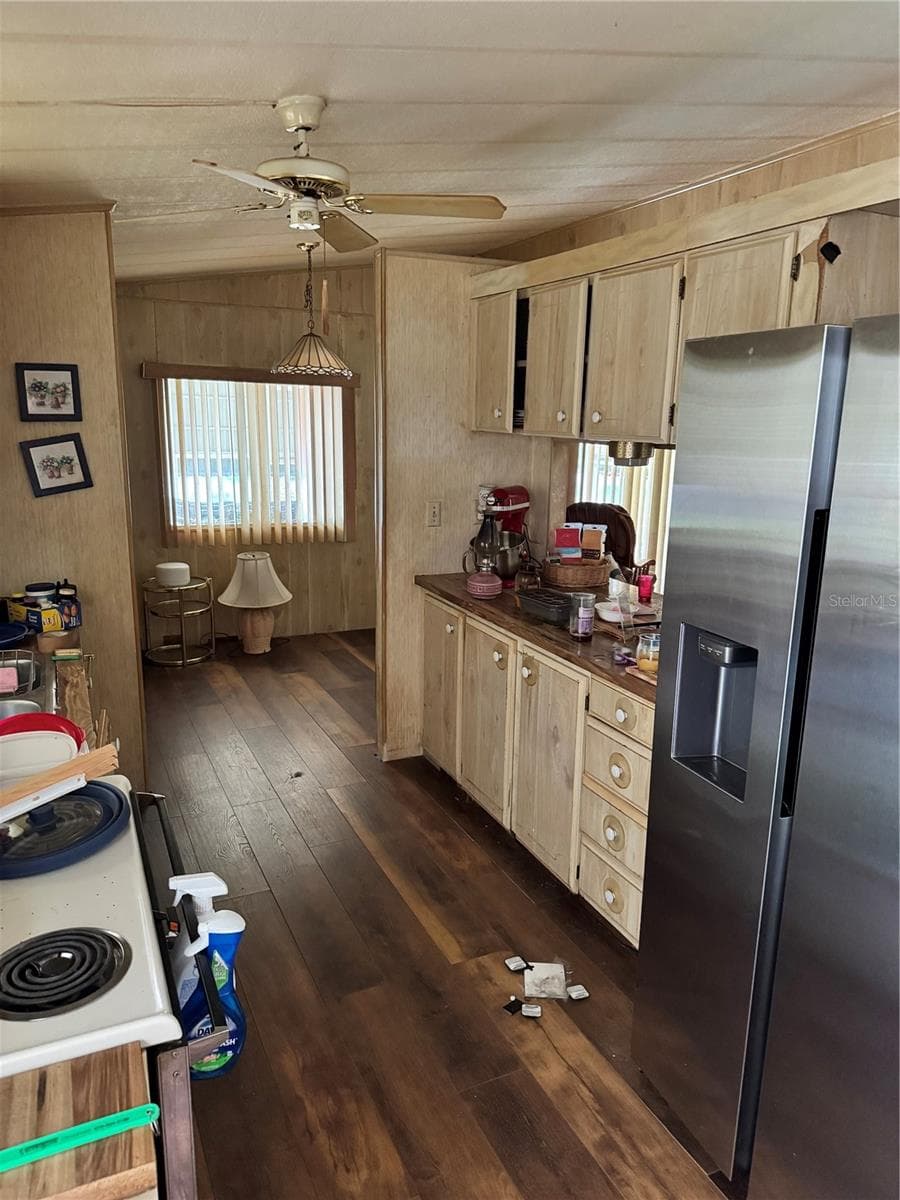 14251 RIALTO AVENUE — photo 4 of 12